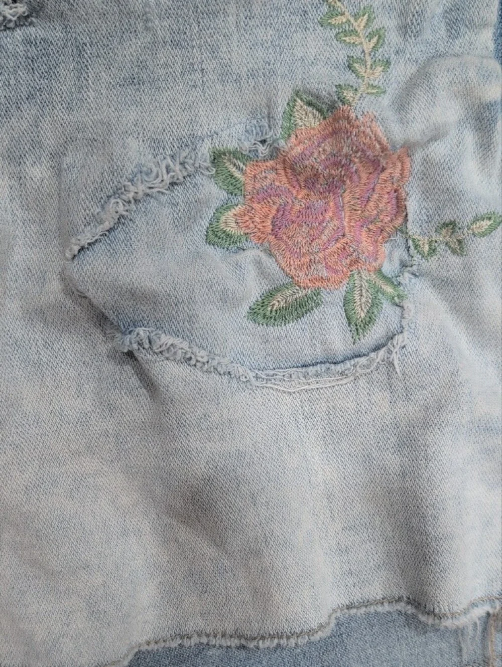 Time and Tru Light Blue Embroidered Denim Shorts